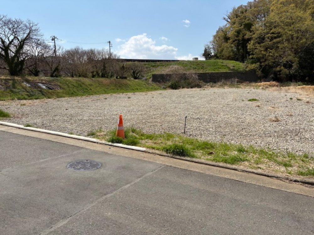 建築条件なし土地